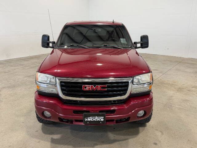 Used 2007 GMC Sierra 2500 SLE w/ Heavy-Duty Power Package AWD/4WD image 4