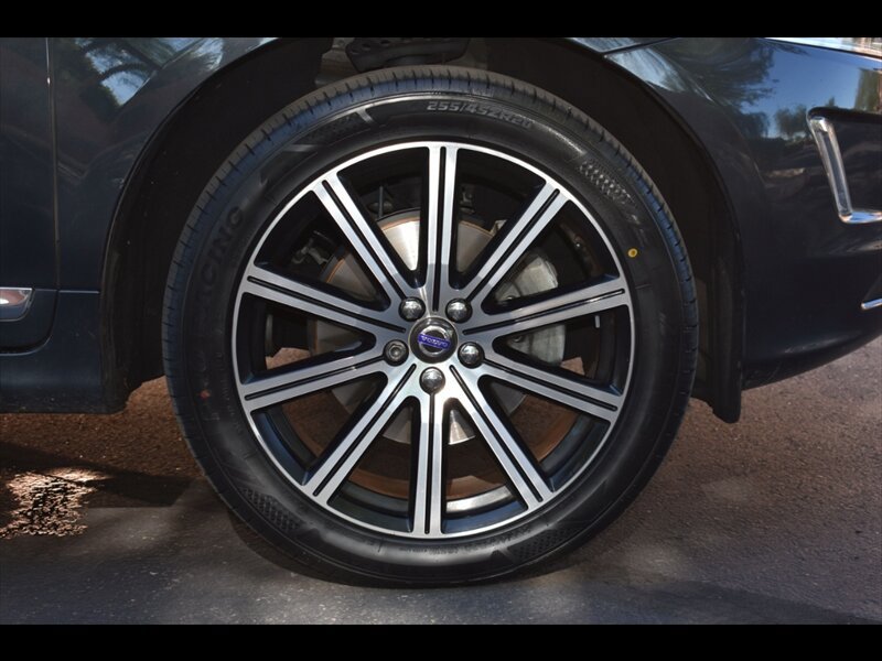 Used 2016 Volvo XC60 T5 Platinum FWD image 39