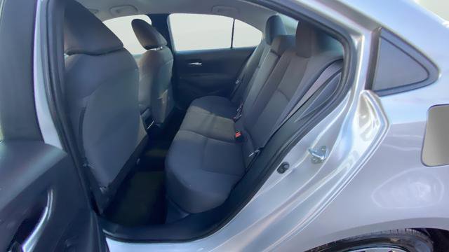 Used 2020 Toyota Corolla LE image 32