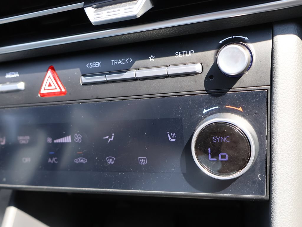 Used 2025 Hyundai Sonata SEL FWD image 27