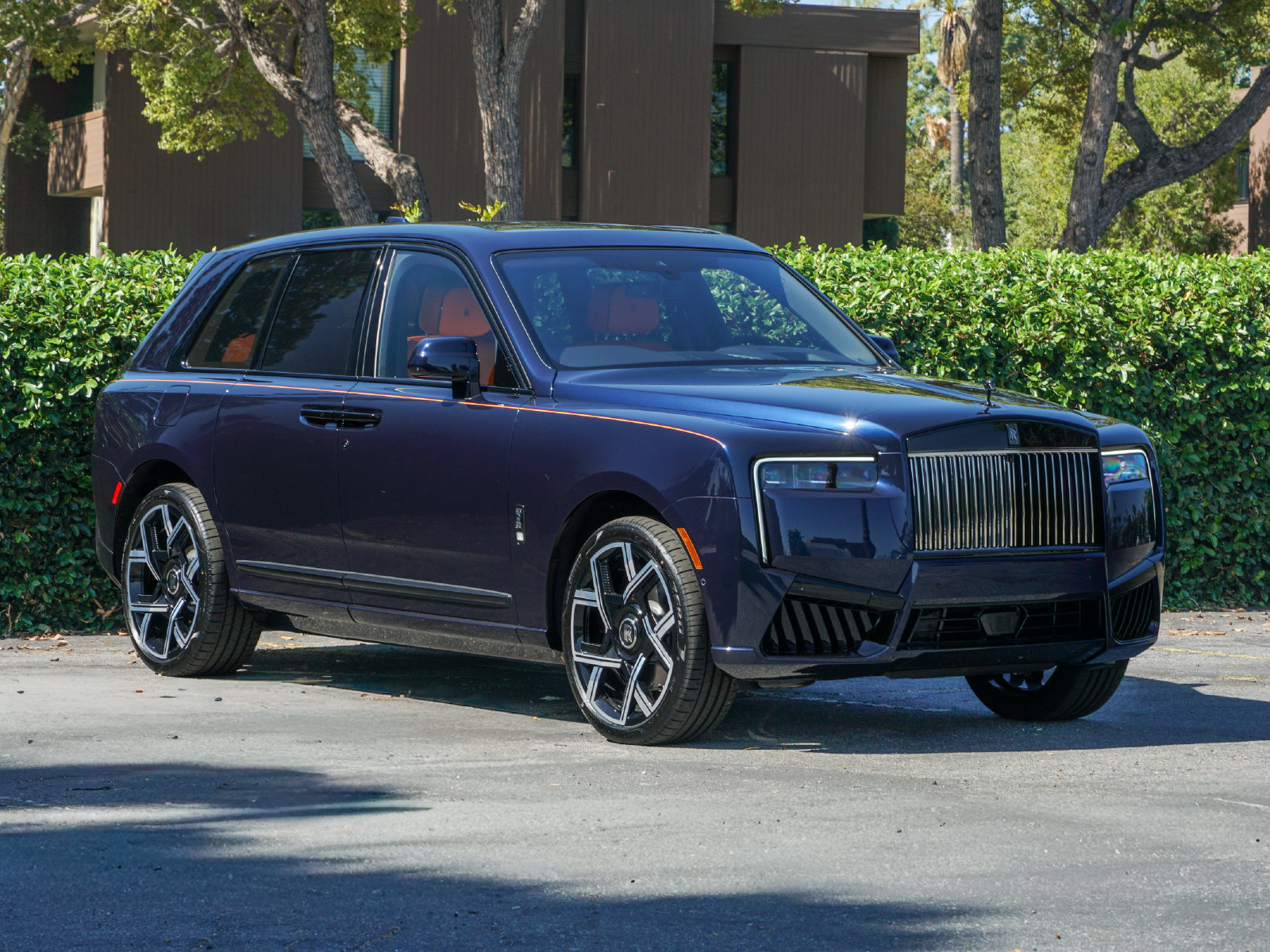 New 2027 Rolls-Royce Cullinan Black Badge AWD/4WD image 9