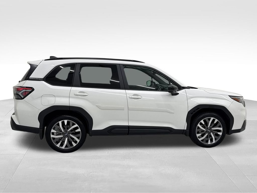 Used 2026 Subaru Forester Touring AWD/4WD image 8