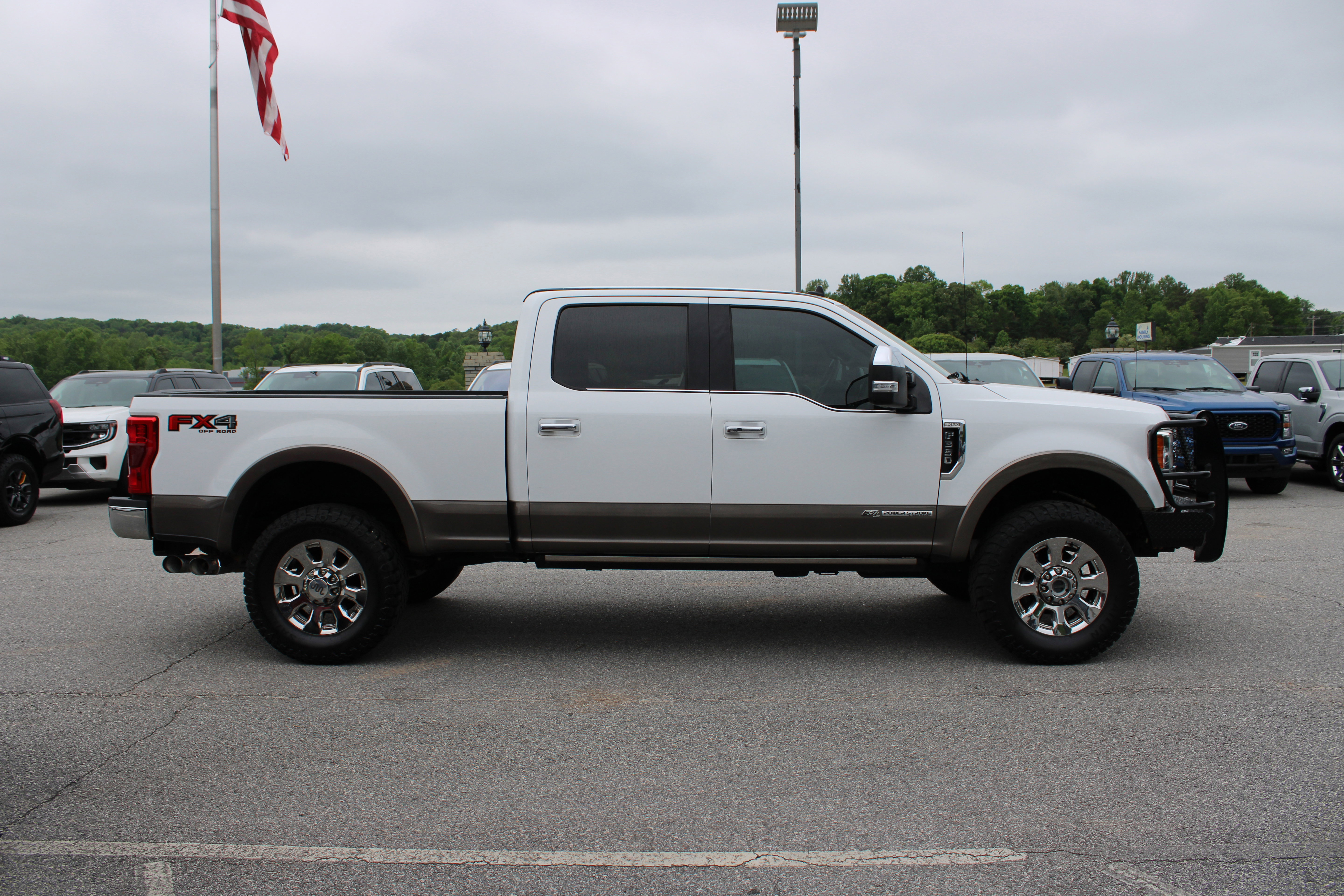 Used 2019 Ford F350 King Ranch w/ King Ranch Ultimate Package AWD/4WD image 5