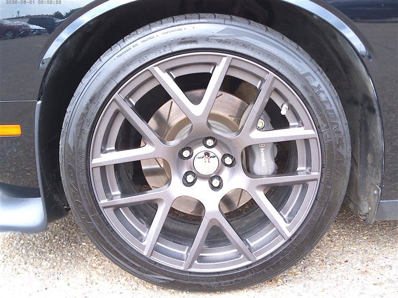 Used 2016 Dodge Challenger R/T Scat Pack w/ Leather Interior Group RWD image 24