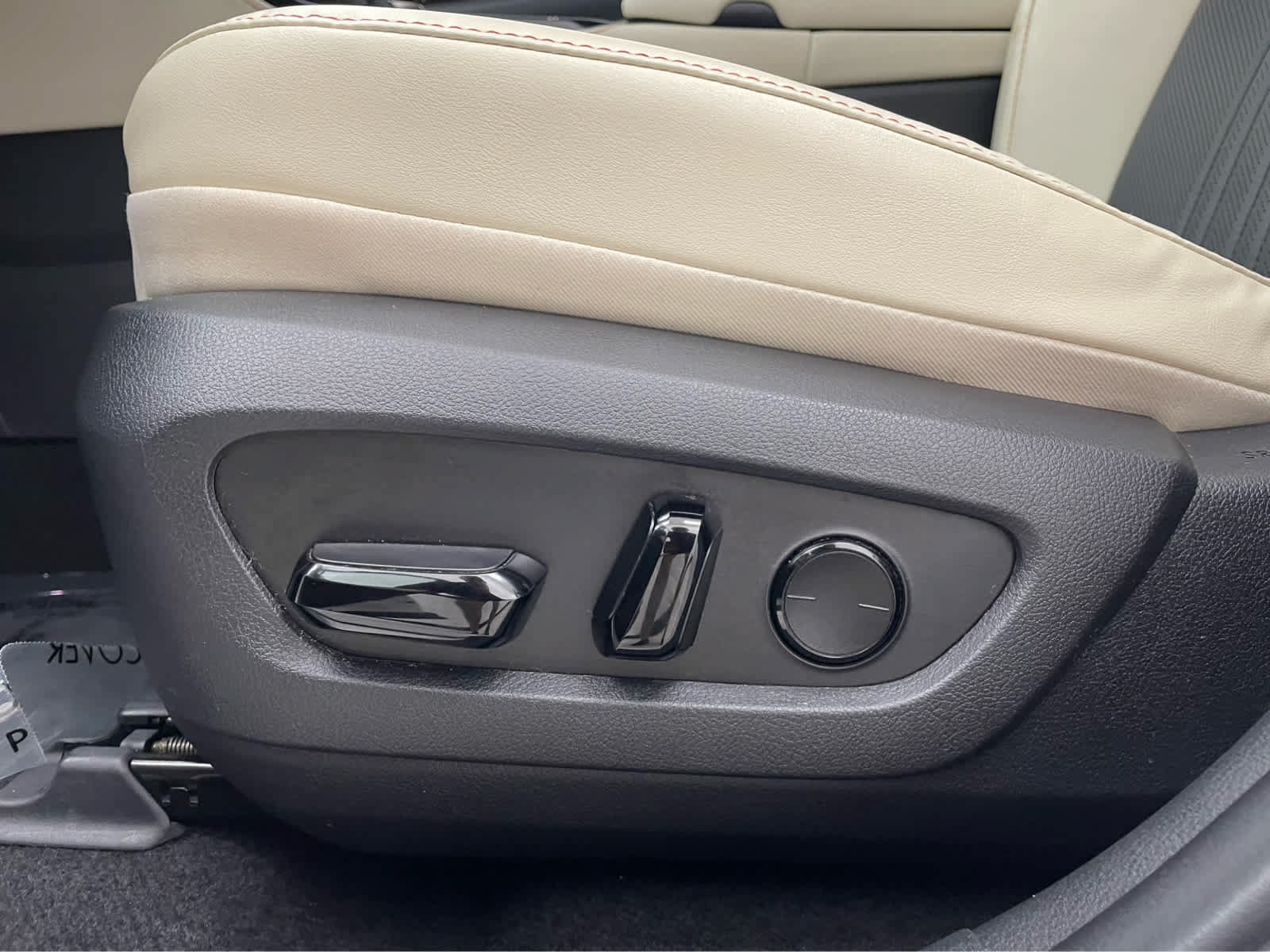 Used 2024 Lexus NX 350 AWD image 8