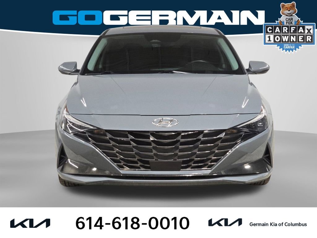 Used 2023 Hyundai Elantra Limited w/ Cargo Package image 3