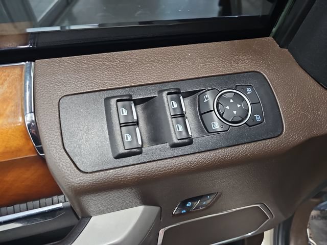 Used 2018 Ford F150 King Ranch w/ Equipment Group 601A Luxury AWD/4WD image 11