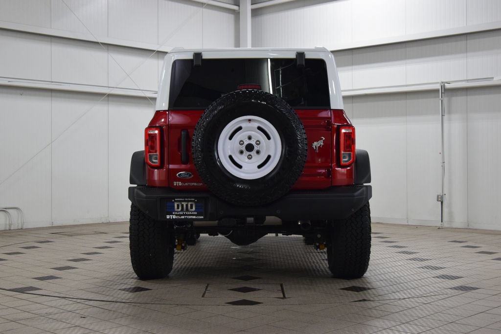 Used 2025 Ford Bronco Heritage Edition AWD/4WD image 7