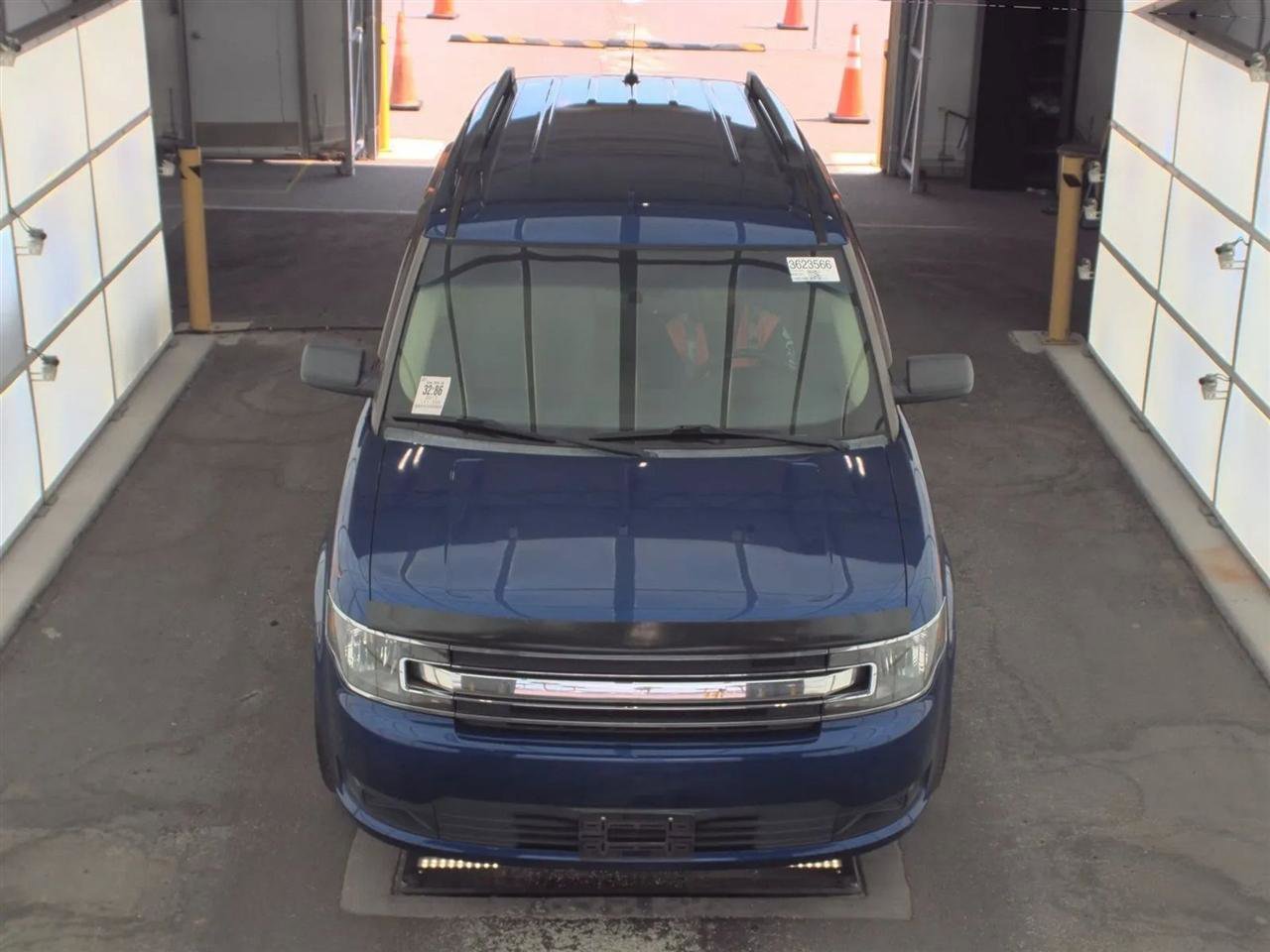 Used 2013 Ford Flex SE FWD image 2