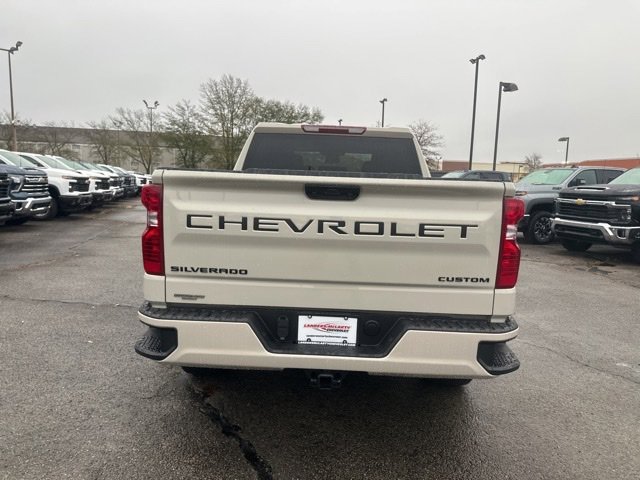 New 2026 Chevrolet Silverado 1500 Custom image 4