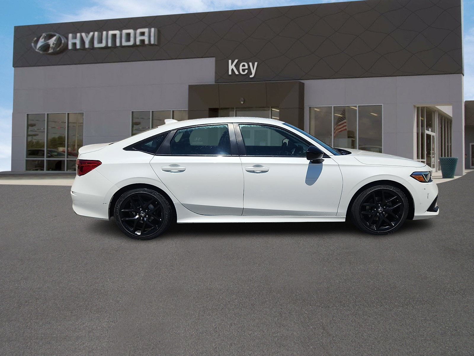 Used 2023 Honda Civic Sport image 3