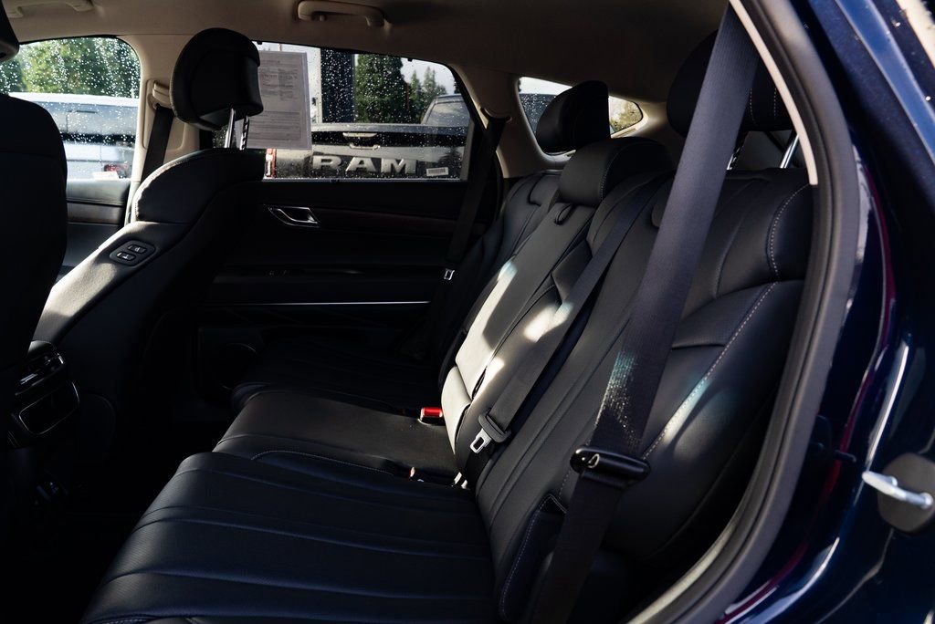 Used 2024 Genesis GV80 2.5T image 19