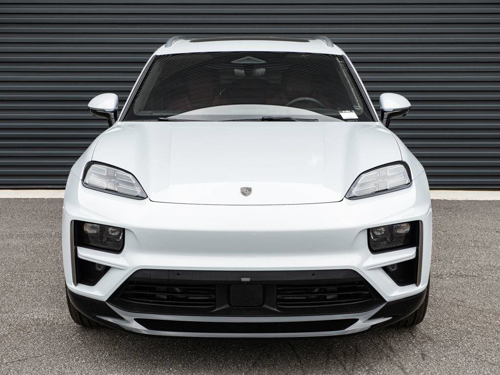 Certified 2025 Porsche Macan Turbo Electric w/ Premium Package AWD/4WD image 37