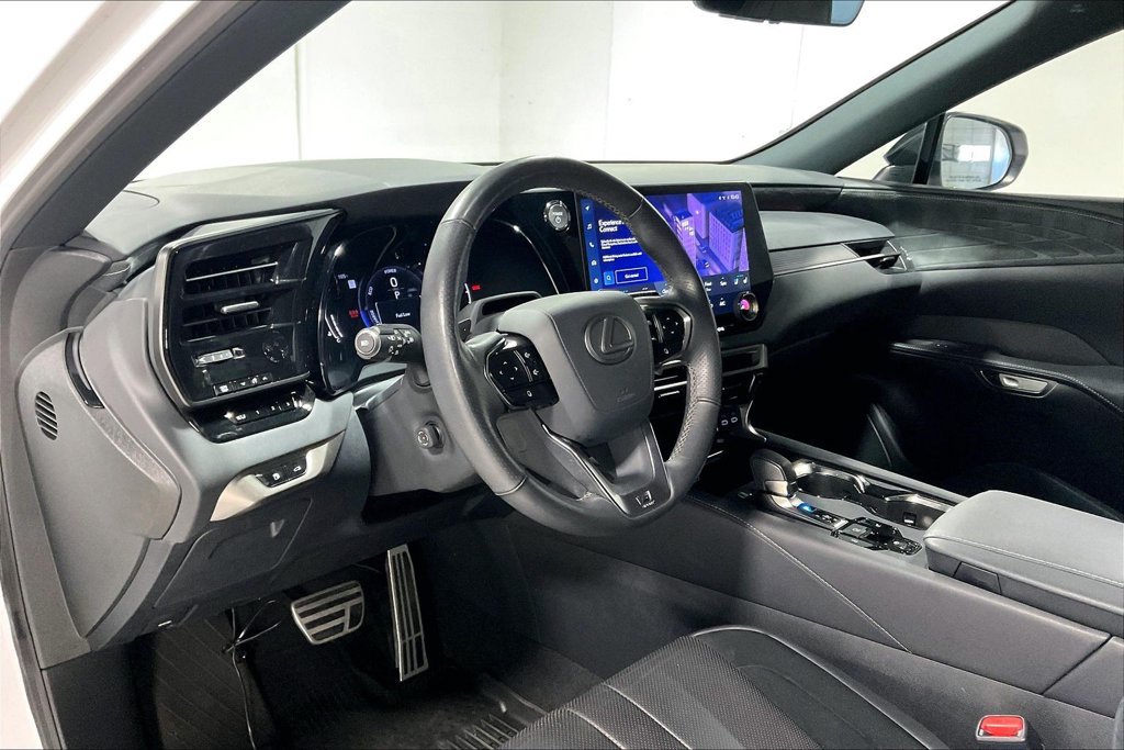 Used 2023 Lexus RX 500h F Sport w/ Accessory Package (2T) AWD/4WD image 16