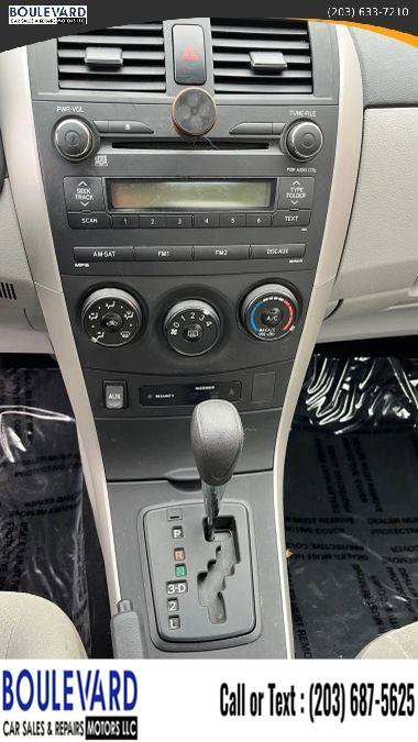 Used 2013 Toyota Corolla L FWD image 23