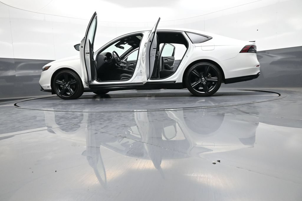 Used 2024 Honda Accord Sport image 48