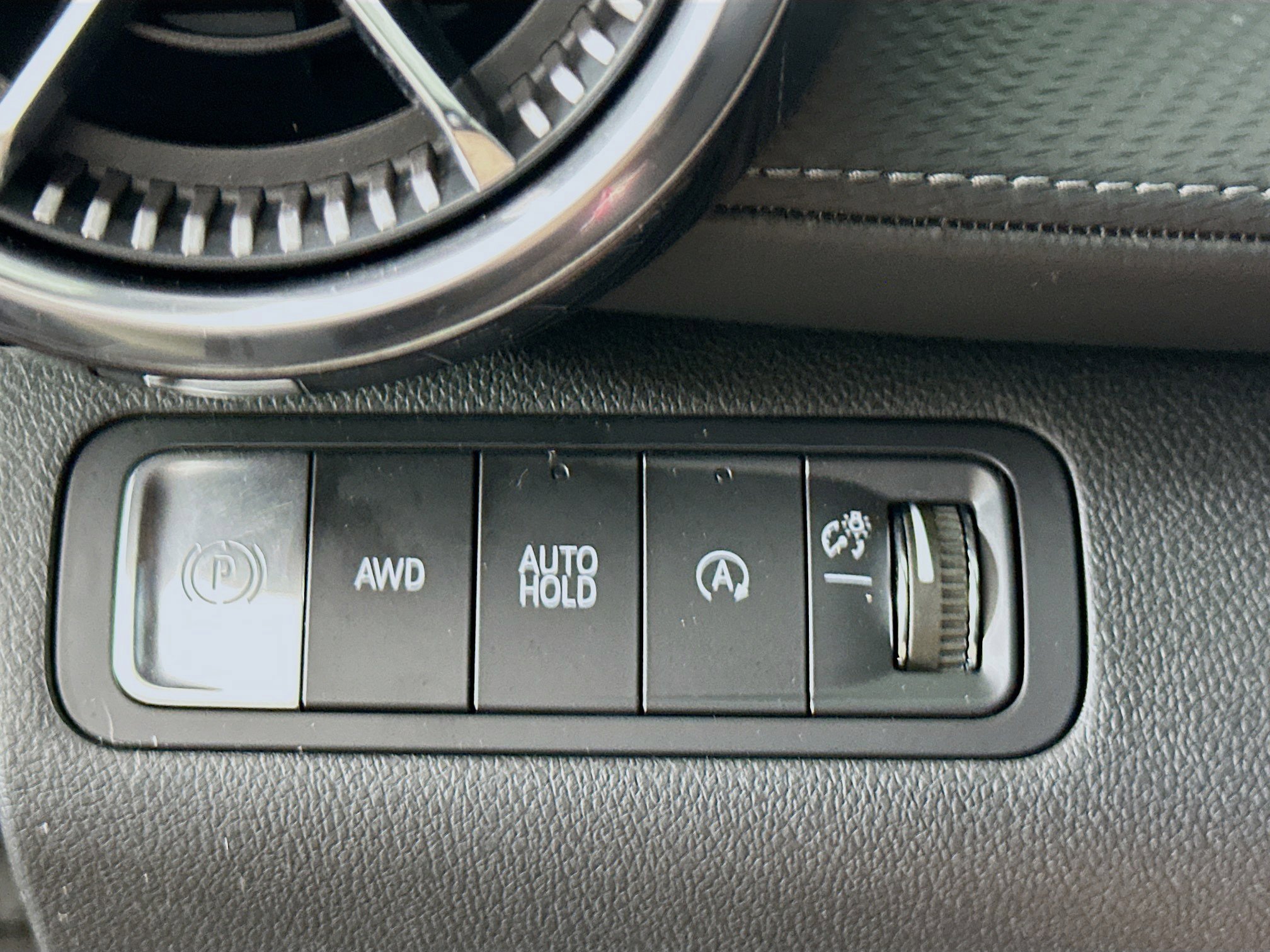 Used 2025 Chevrolet Equinox LT w/ Convenience Package II image 17
