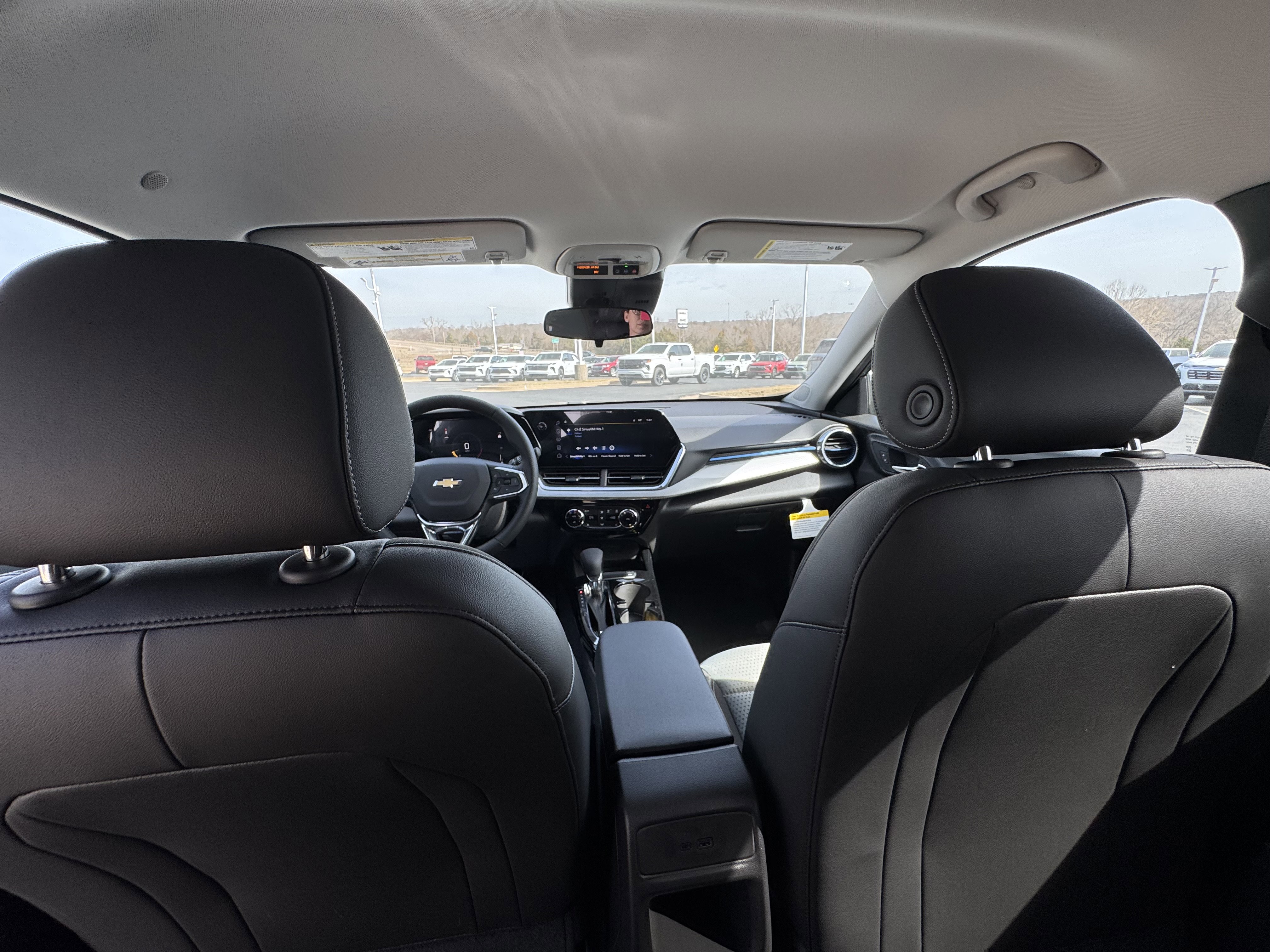 New 2026 Chevrolet Trax LT image 9