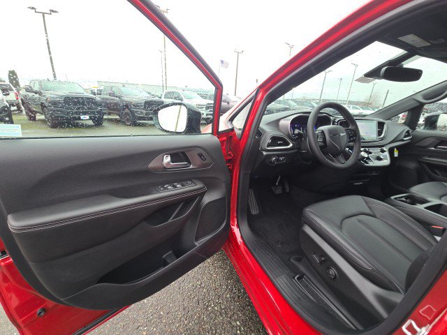 New 2026 Chrysler Pacifica Select w/ S Appearance Package FWD image 24
