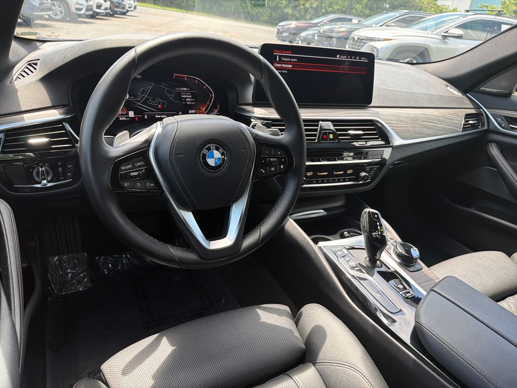 Used 2022 BMW 530i w/ Executive Package RWD image 22