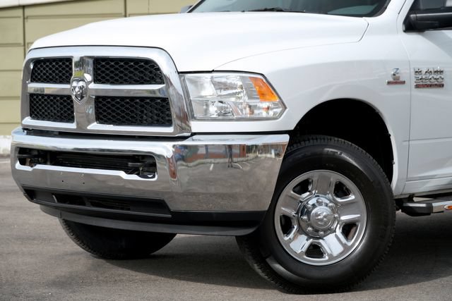 Used 2018 RAM 3500 Tradesman w/ Chrome Appearance Group AWD/4WD image 8