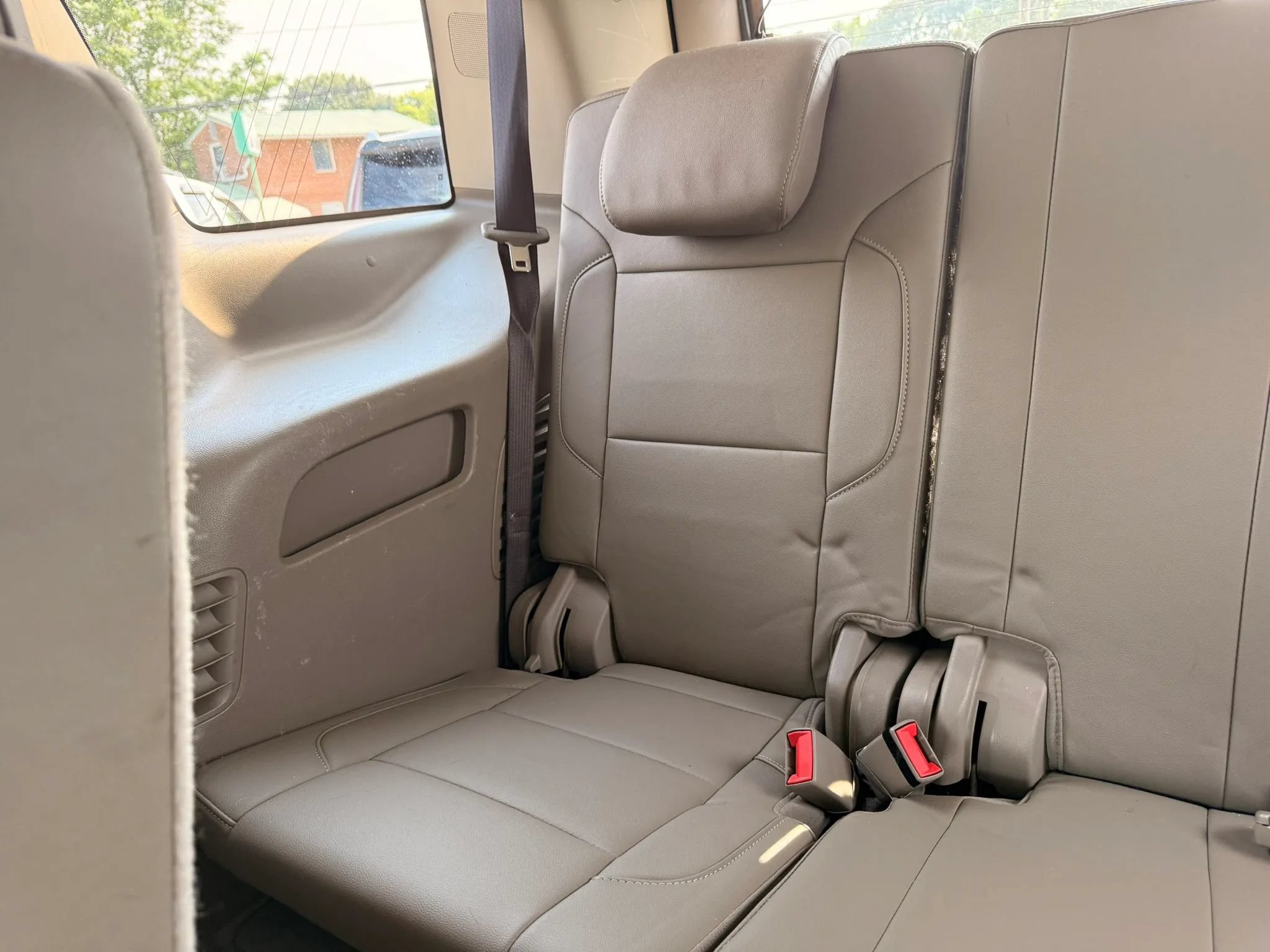 Used 2017 Chevrolet Tahoe LT AWD/4WD image 32