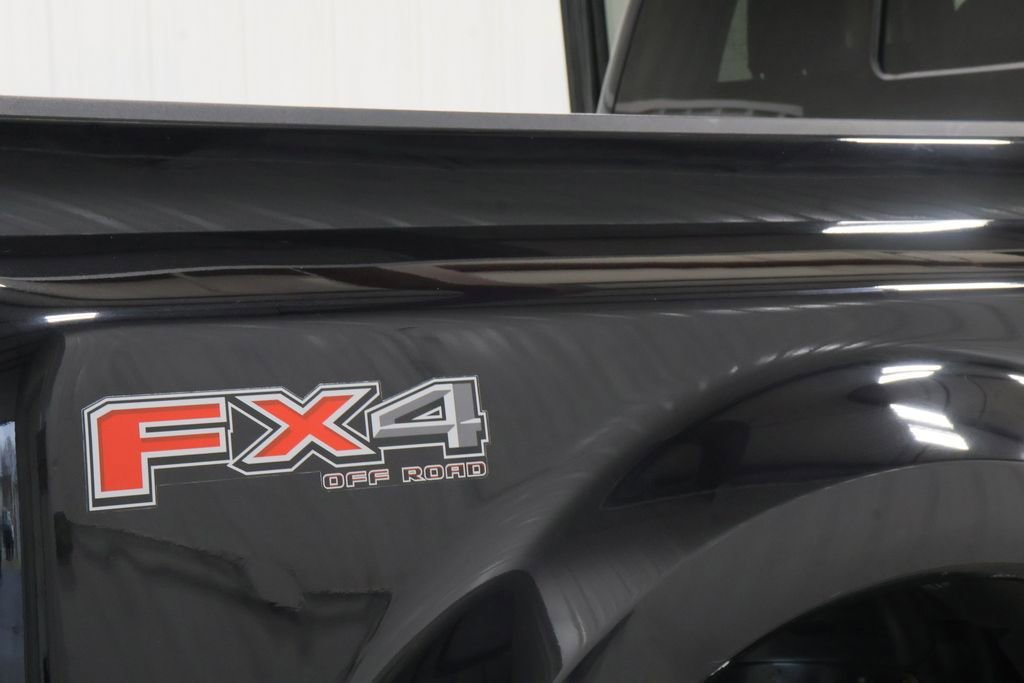 Used 2023 Ford F450 Lariat w/ FX4 Off-Road Package image 38