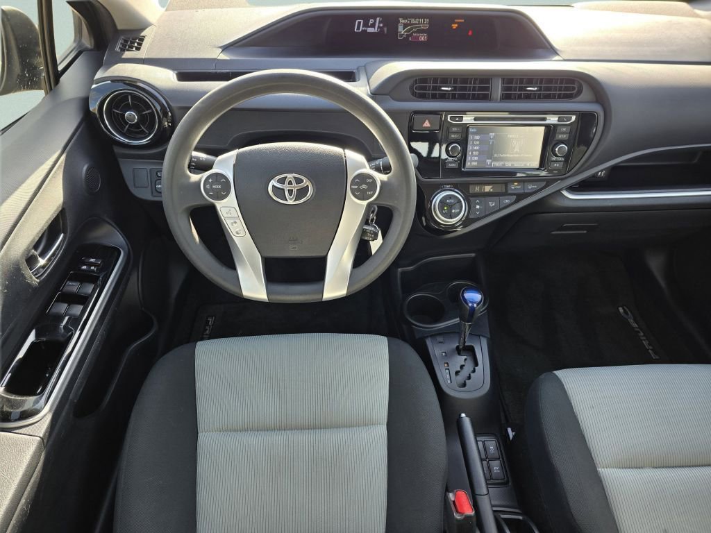 Used 2015 Toyota Prius C Four image 30