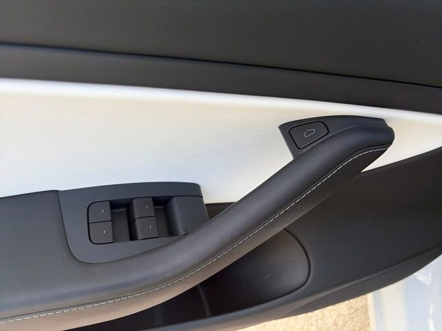 Used 2021 Tesla Model 3 Long Range image 54