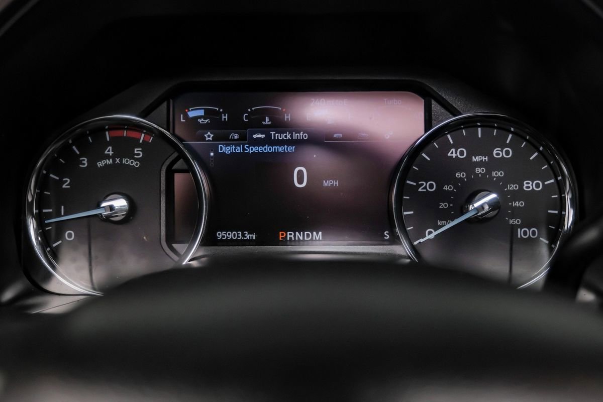 Used 2021 Ford F450 Platinum w/ FX4 Off-Road Package image 17