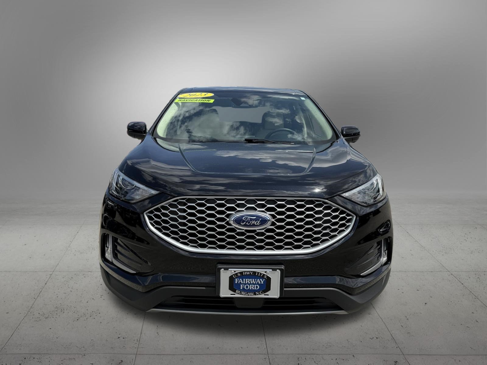 Used 2023 Ford Edge SEL w/ Convenience Package AWD/4WD image 7