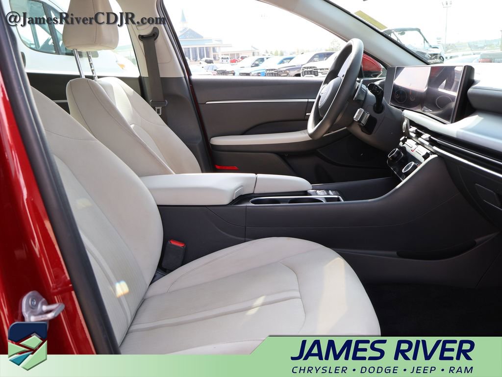 Used 2024 Hyundai Sonata SEL image 9