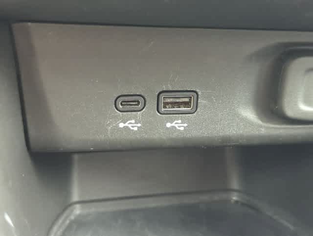 Used 2026 Buick Envista Sport Touring FWD image 30