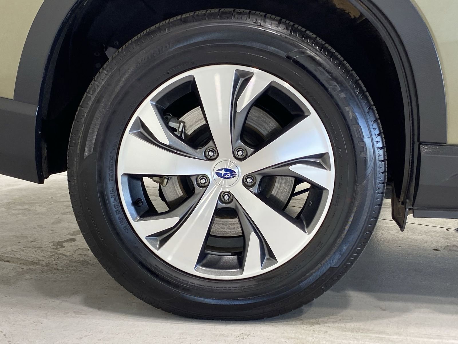 Used 2025 Subaru Ascent Premium AWD/4WD image 10