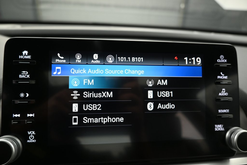 Used 2018 Honda Accord EX image 12