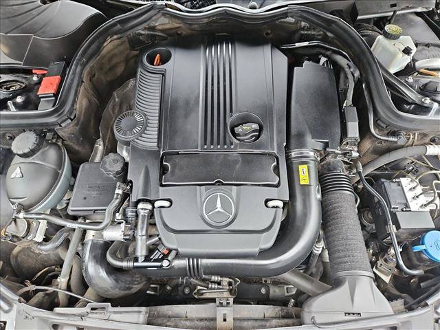 Used 2013 Mercedes-Benz C 250 Coupe image 21