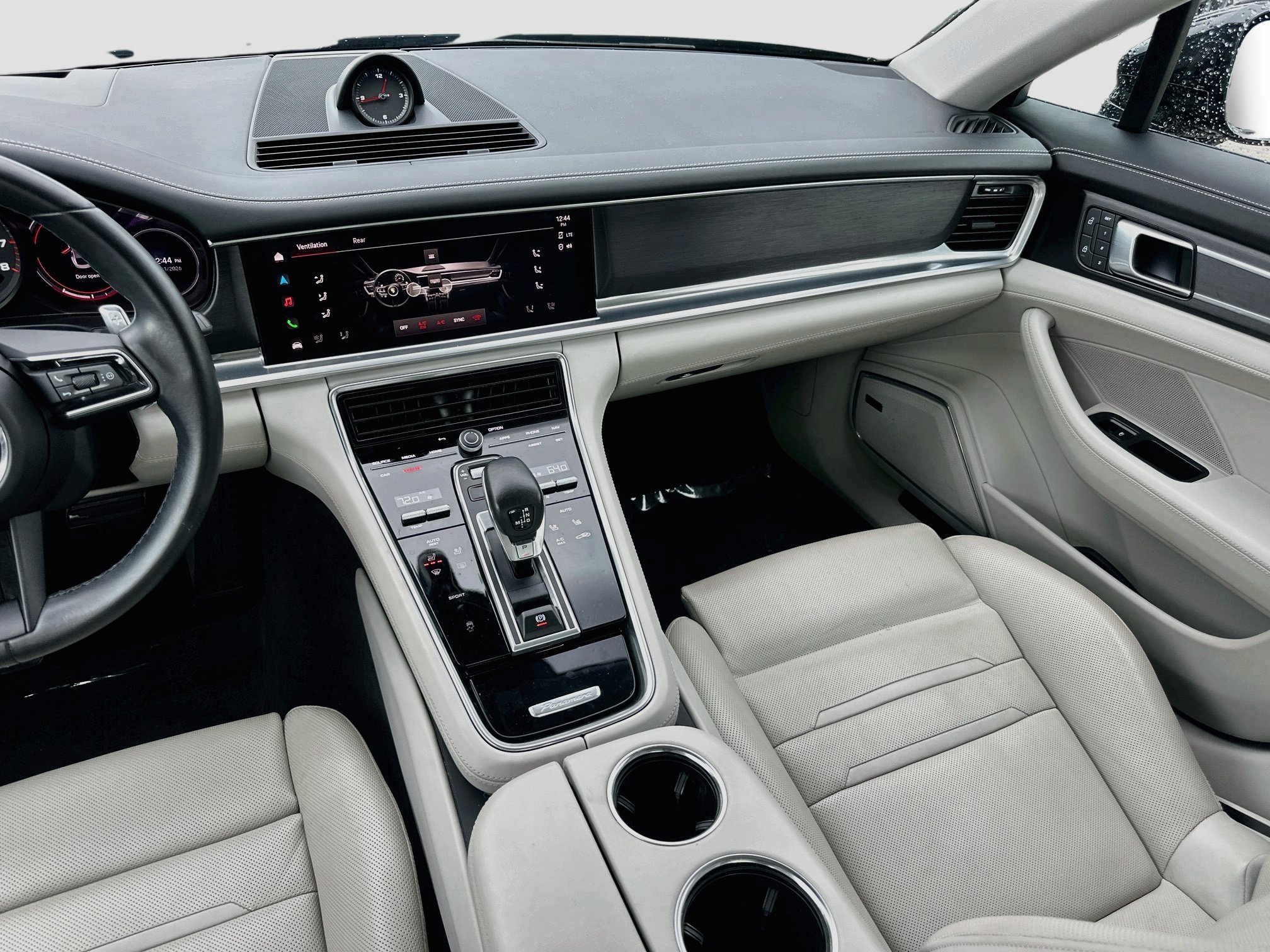 Used 2023 Porsche Panamera Platinum Edition w/ Assistance Package RWD image 23