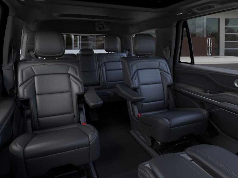 New 2026 Lincoln Navigator Reserve AWD/4WD image 11