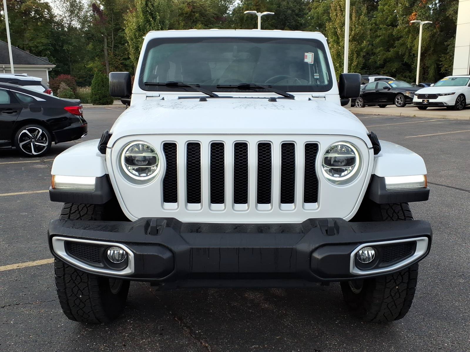 Used 2020 Jeep Wrangler Unlimited Sahara AWD/4WD image 2