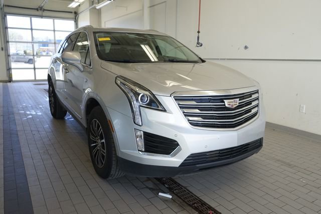 Used 2019 Cadillac XT5 Luxury w/ Trailering Package AWD/4WD image 17