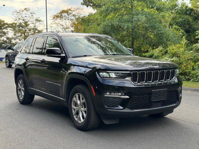 Certified 2022 Jeep Grand Cherokee Limited AWD/4WD image 7