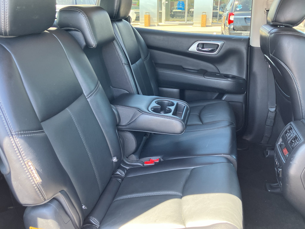 Used 2020 Nissan Pathfinder SL AWD/4WD image 36
