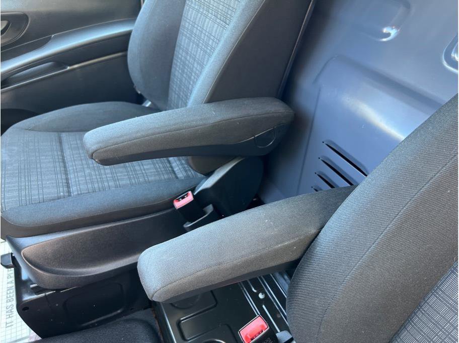 Used 2017 Mercedes-Benz Metris image 16