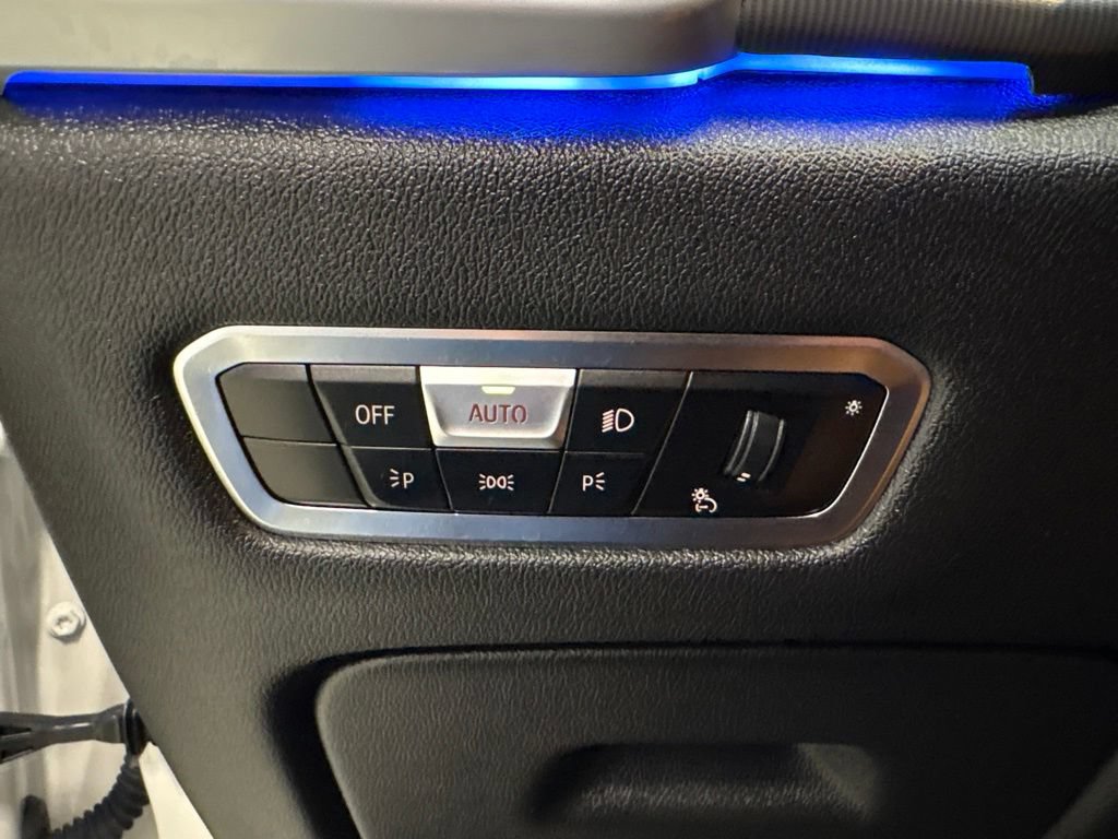 Used 2022 BMW X5 xDrive40i w/ Climate Comfort Package AWD/4WD image 25