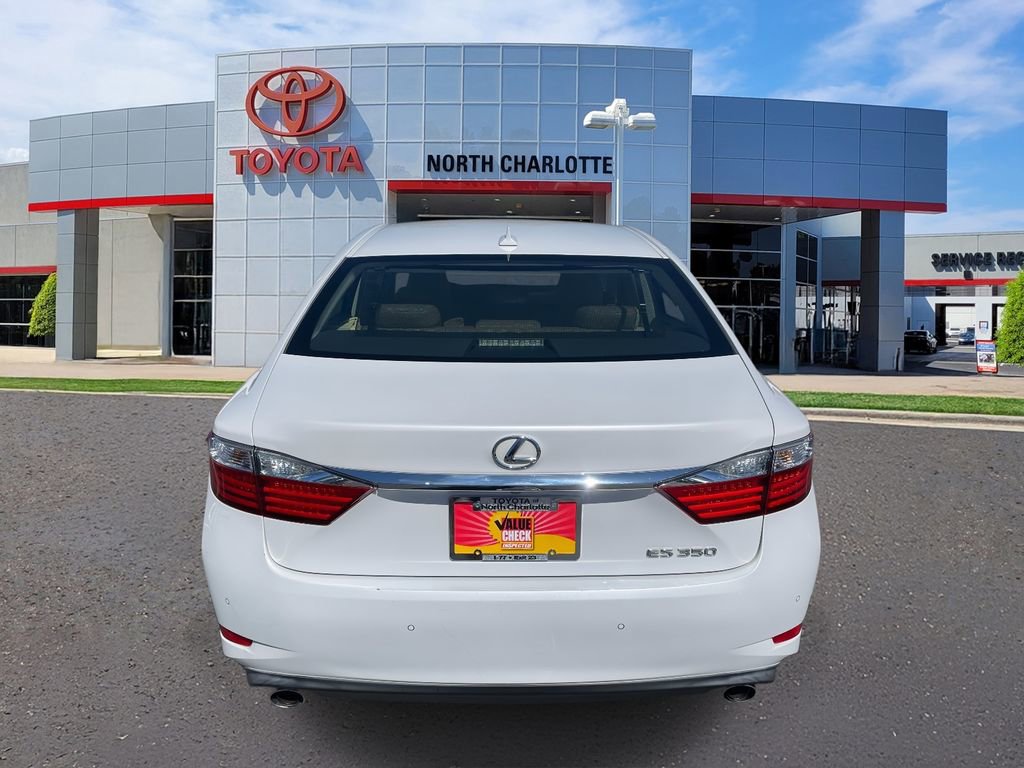 Used 2014 Lexus ES 350 350 w/ Luxury Package image 9