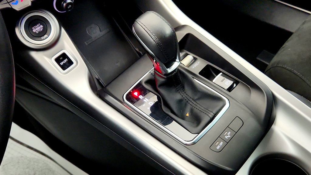 Used 2024 Dodge Hornet R/T Plus AWD/4WD image 17