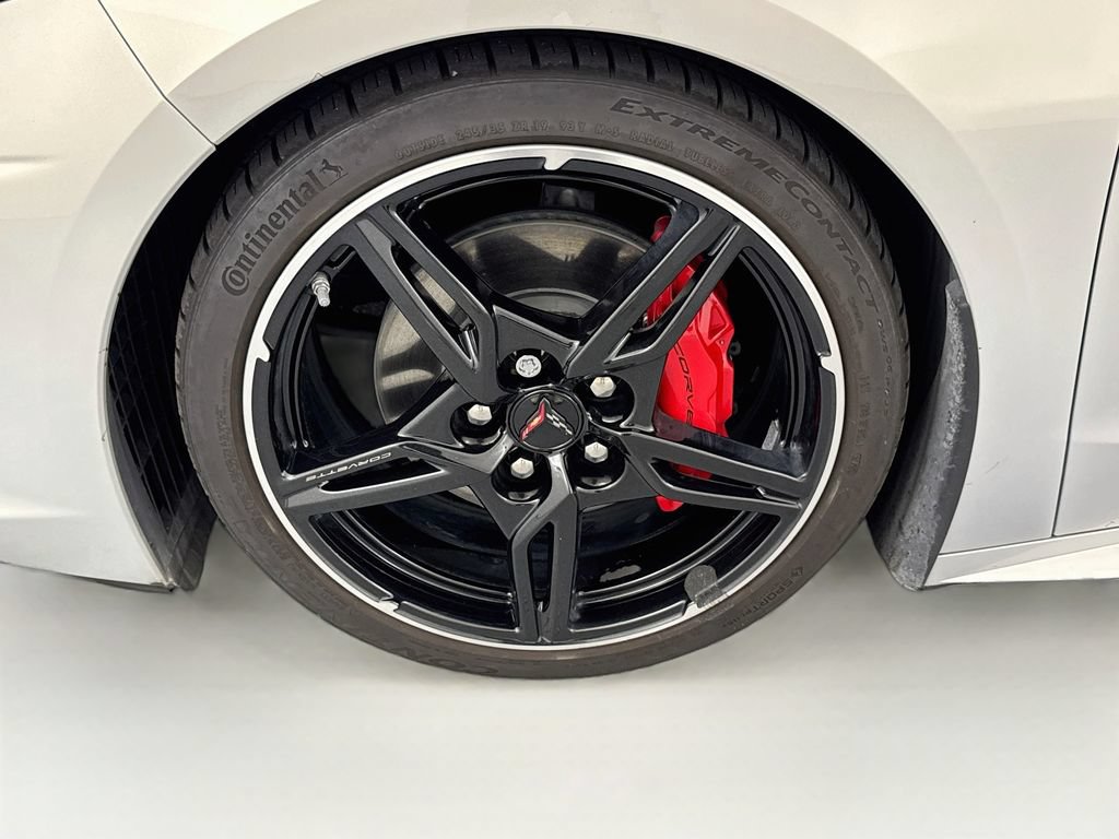 Used 2022 Chevrolet Corvette Stingray Coupe w/ 1LT RWD image 28