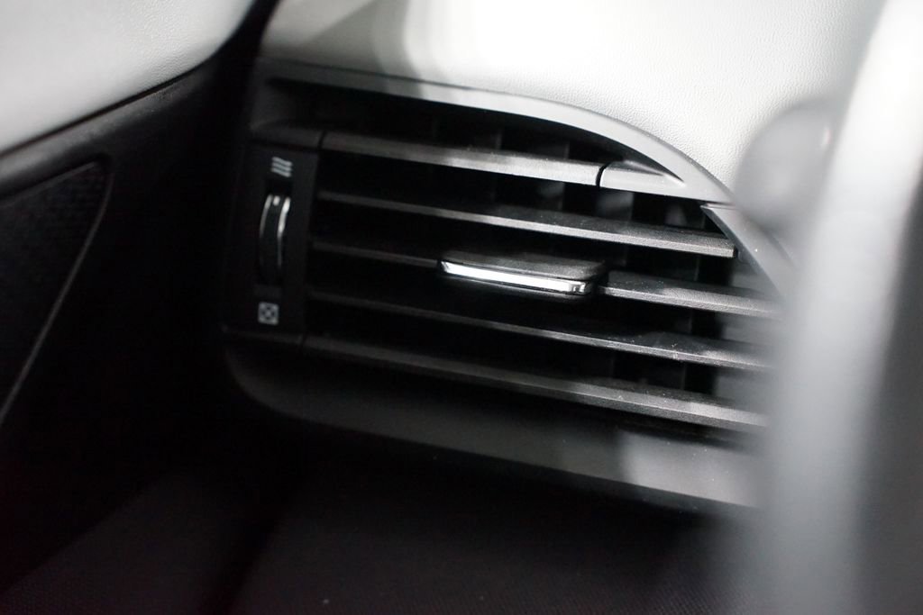 Used 2021 Subaru Outback Premium image 23