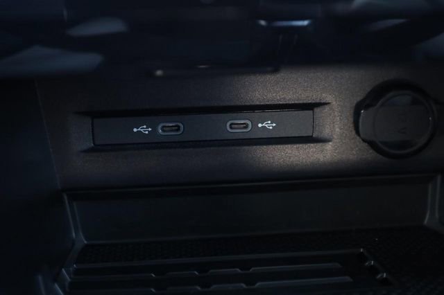 New 2026 Volkswagen Taos SE image 16