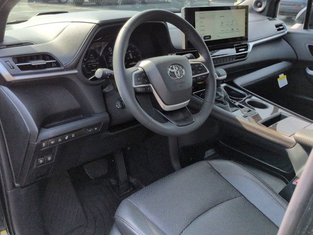 Certified 2026 Toyota Sienna Platinum AWD/4WD image 9